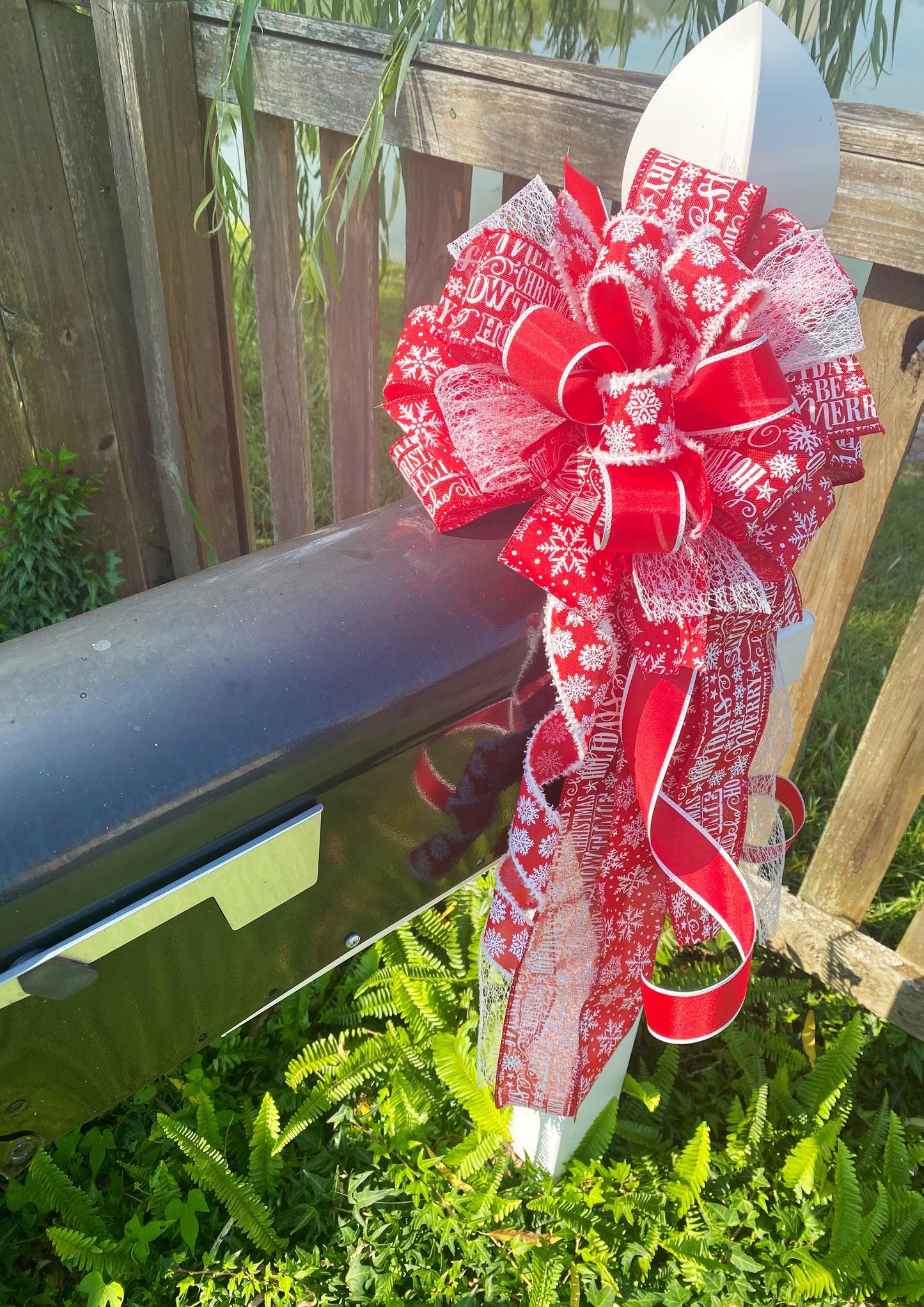 Christmas Bow in Red and White Featuring “Be Merry” and “Merry Christmas” Perfect for Mailbox, Door, and Wreath.