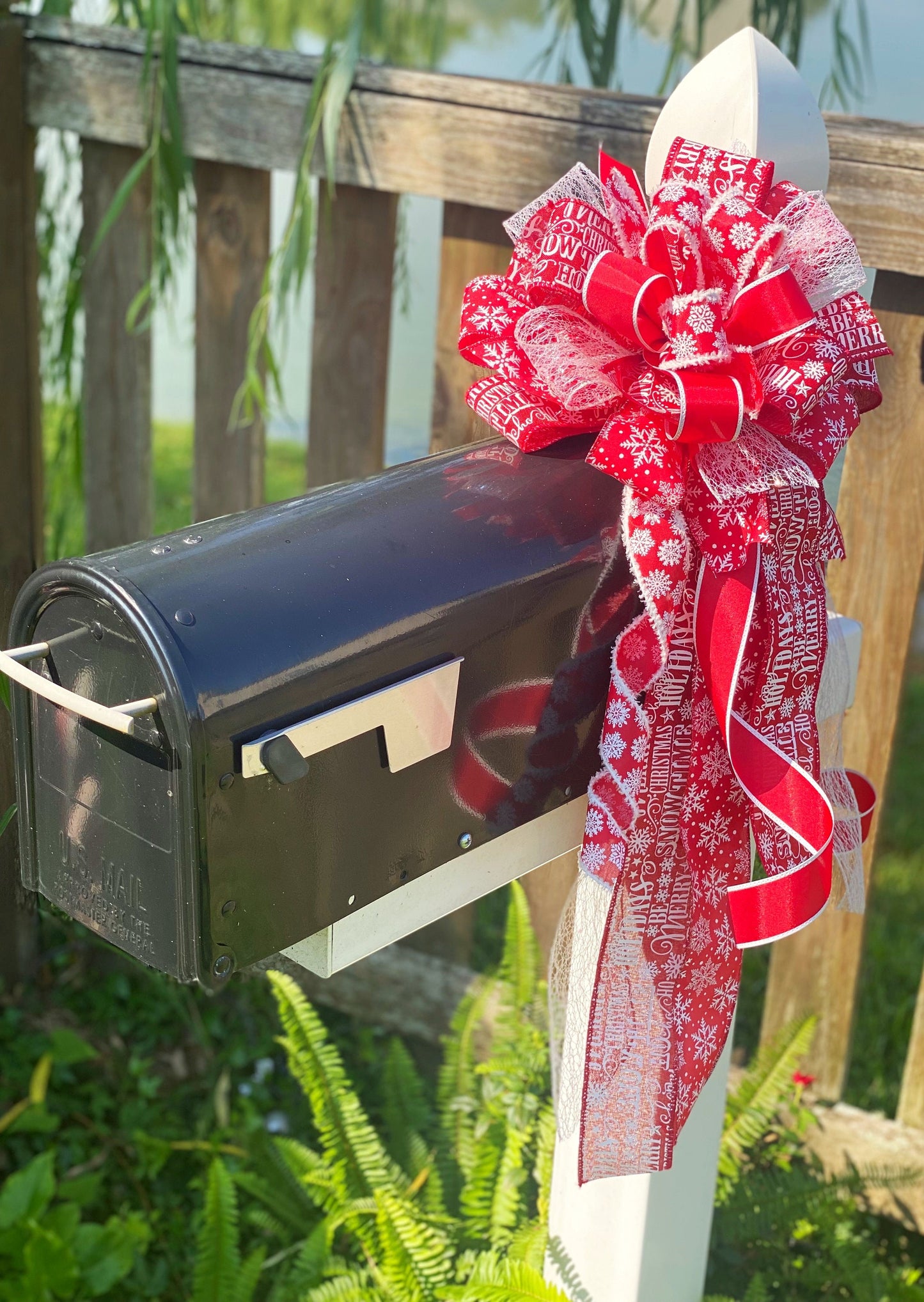 Christmas Bow in Red and White Featuring “Be Merry” and “Merry Christmas” Perfect for Mailbox, Door, and Wreath.