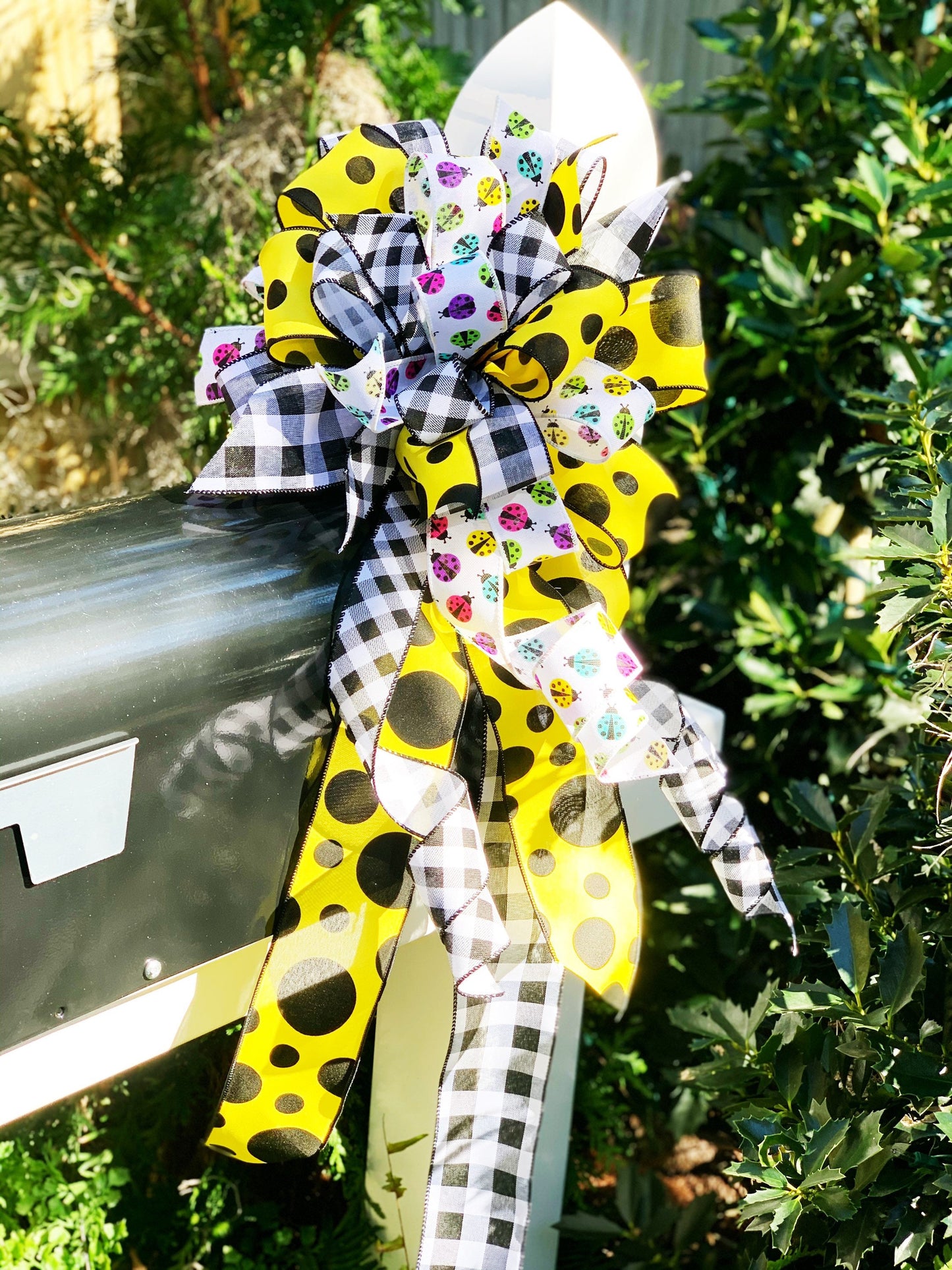 Everyday Collection - Lady Bug Bow,Lady Bugs,Lady Bugs Bow,Summer Bow,Wreath Bow,Mailbox Bow,Large Bow,Bow,Bows,Gift Bow,Gift Basket Bow