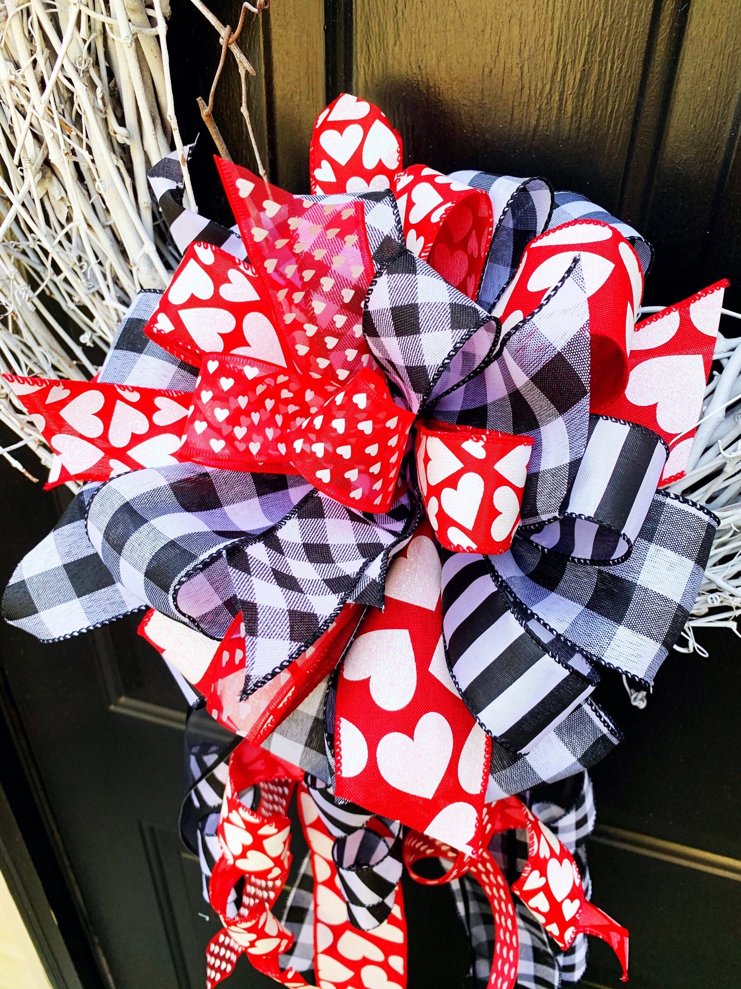 Valentines Collection - Hearts,Hearts Bow,Valentines,Valentines Bow,Valentines Hearts Bow,Valentines Ribbon,Large Bow,Bows,Bow,Mailbox Bow