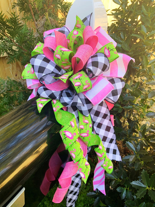 Summer Collection - Pink Flamingo, Pink Flamingo Bow, Pink Bow, Flamingo Decor, Mailbox Bow, Wreath Bow, Large Bow, Gift, Gift Bow, Bow