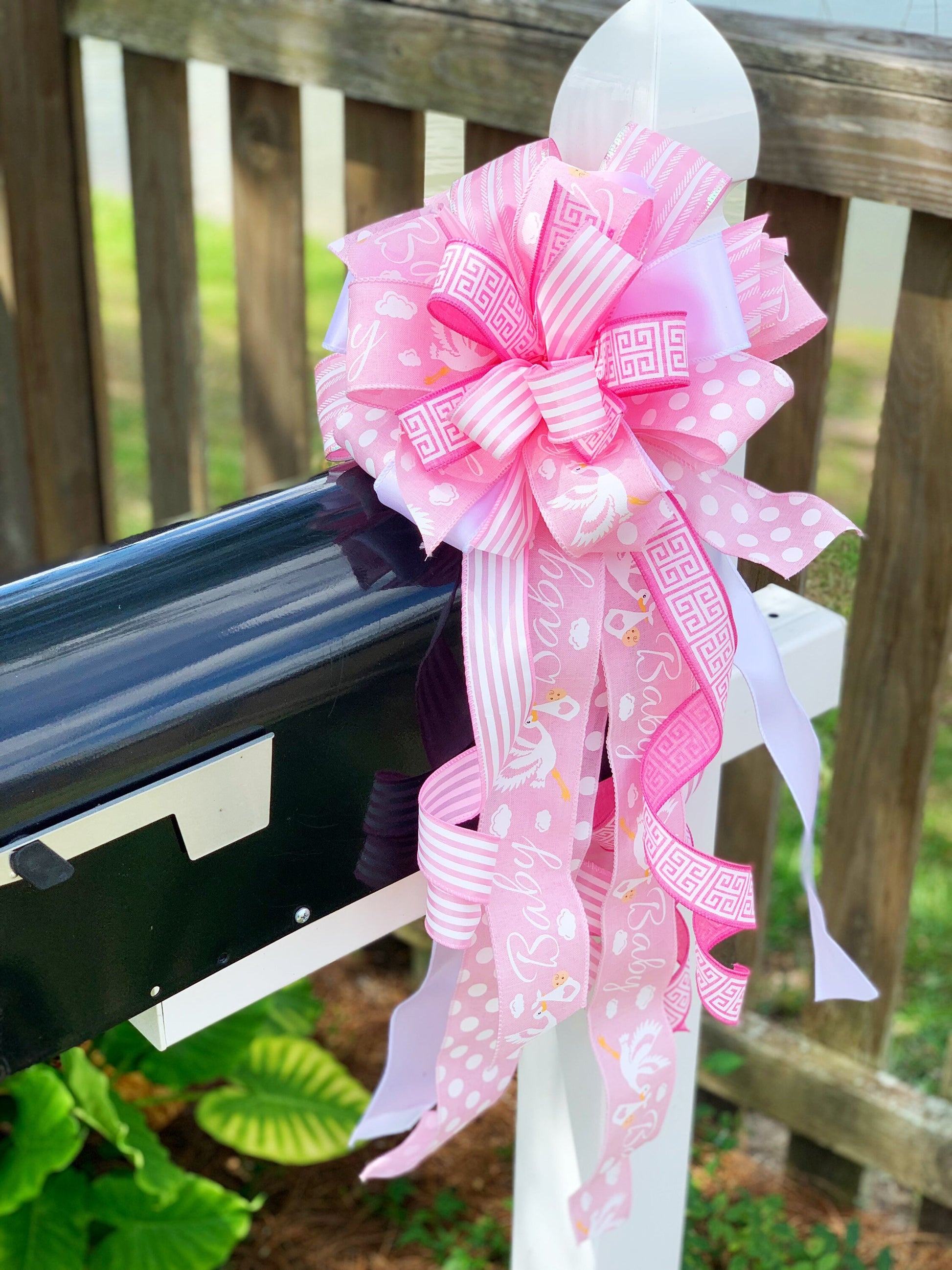 Welcome Baby Bows with Pink Curling Ribbon Accents – Pipila's Design LLC