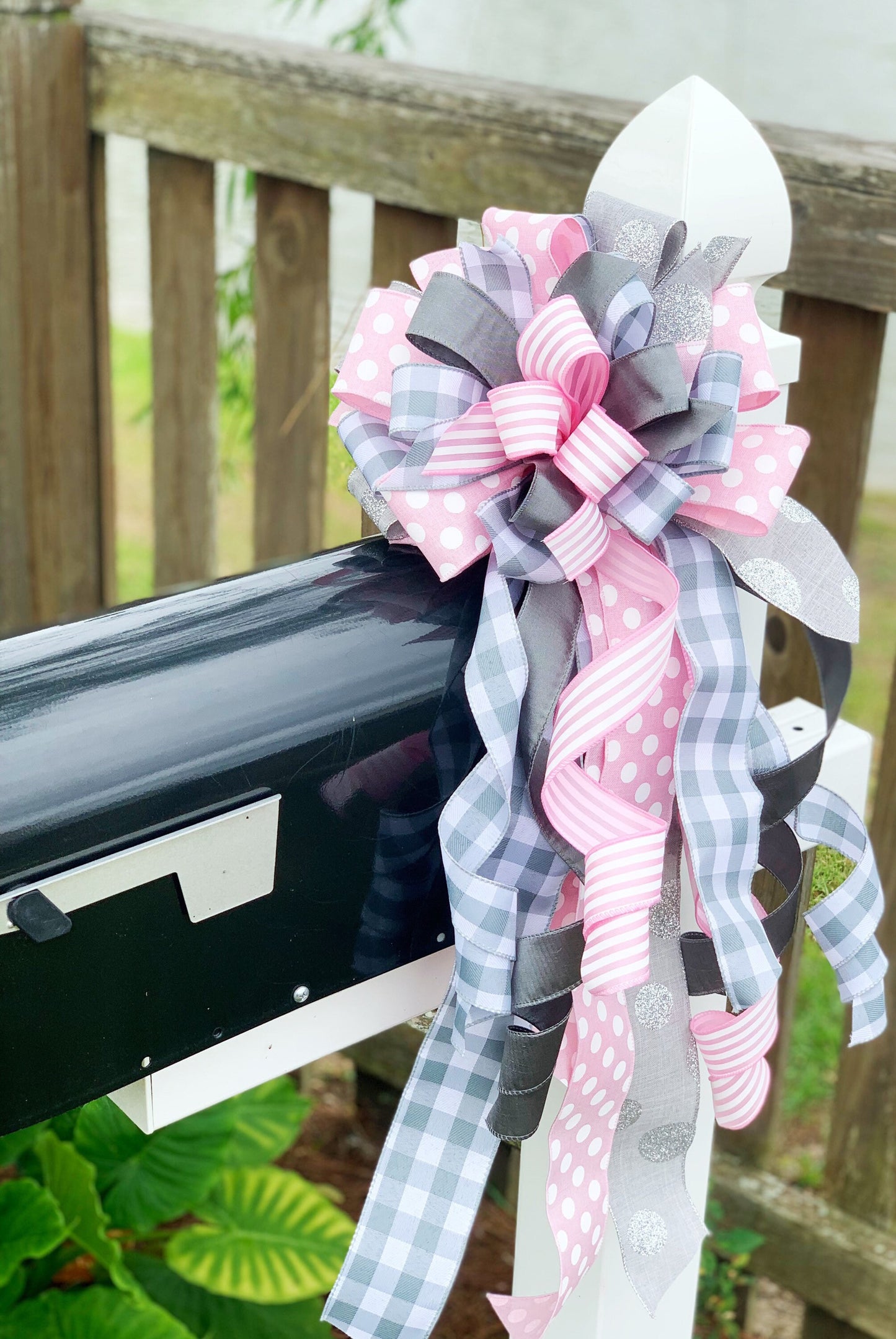 Everyday Collection - Gray Bow, Pink Bow, Polka Dots, Stripes, Wreath Bow, Mailbox Bow, Lantern Bow, Bow, Bows, Gift, Gift Bag Bow