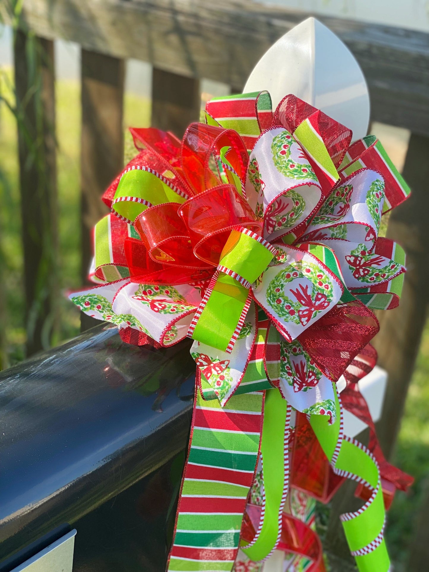 Christmas Bow in Red, White, and Green, Featuring Wreath and Jelly Ribbon. Perfect for Mailbox, Door, and Wreath.