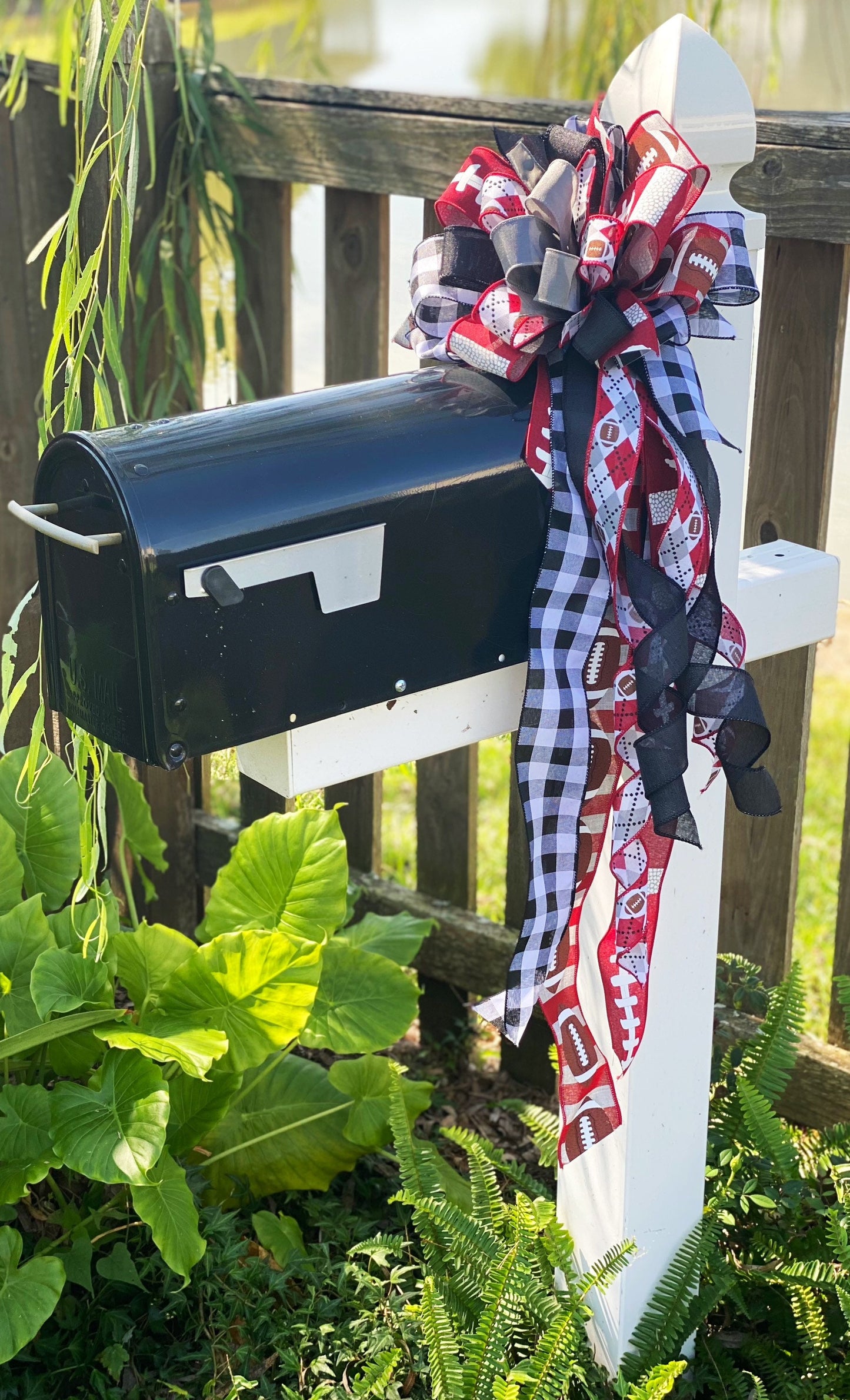 Sports Collection - Red/Black Bow,Sports Bow,Bow,Bows,Mailbox Bow,Wreath Bow,Large Bow,Decor,Football,Football Bow,Football Decor