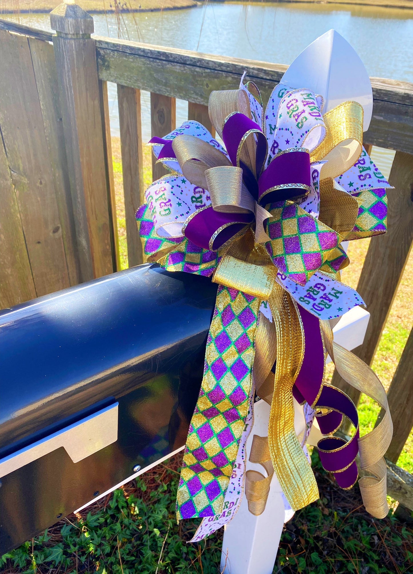 Everyday Collection - Mardi Gras,Mardi Gras Bow,Mardi Gras Decor,Mardi Gras Ribbon,Mardi Gras Decorations,Festive,Festive Bow,Purple Bow