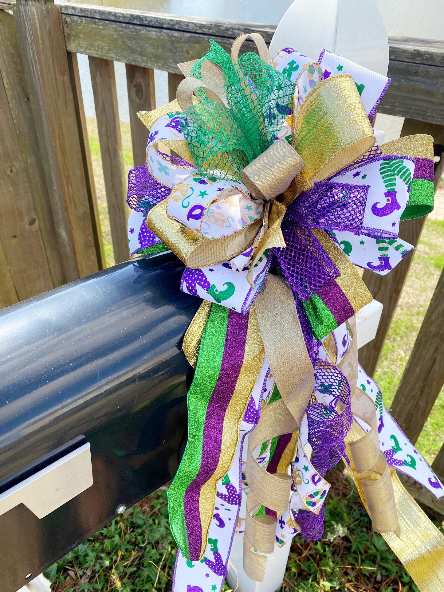 Everyday Collection - Mardi Gras,Mardi Gras Bow,Mardi Gras Decor,Mardi Gras Ribbon,Festive,Festive Bow,Purple Bow,Jesters,Jester,Bow,Bows