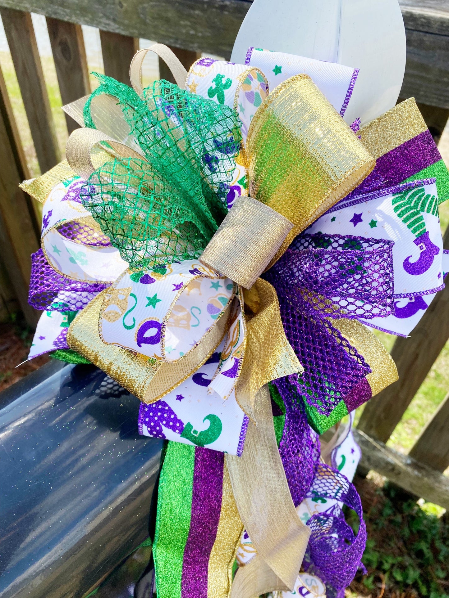 Everyday Collection - Mardi Gras,Mardi Gras Bow,Mardi Gras Decor,Mardi Gras Ribbon,Festive,Festive Bow,Purple Bow,Jesters,Jester,Bow,Bows