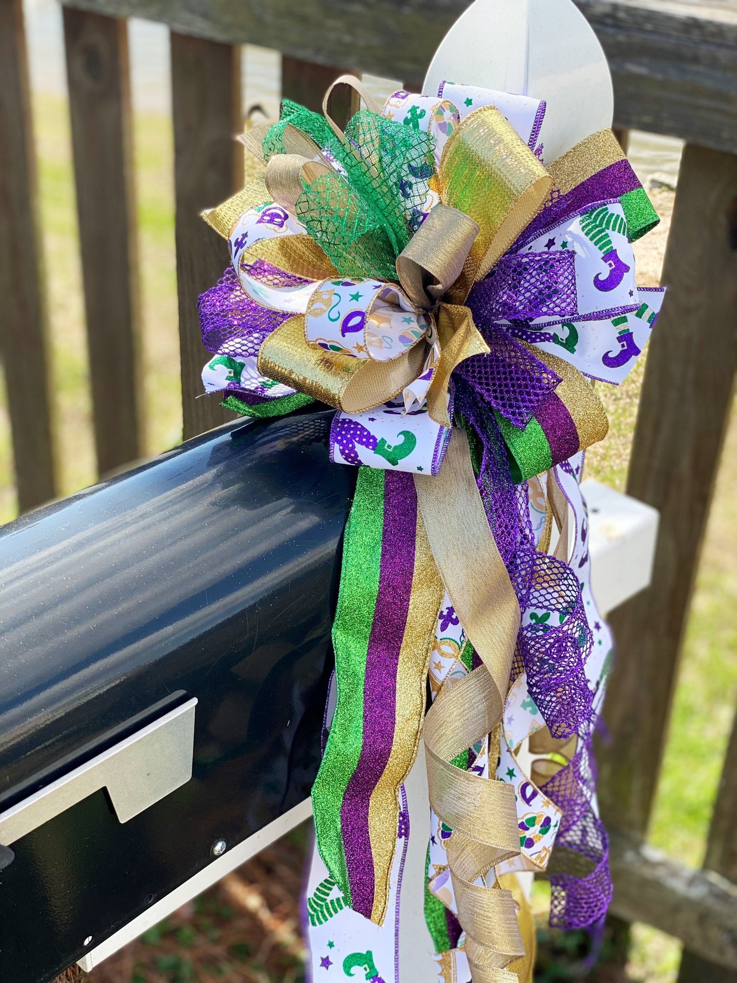 Everyday Collection - Mardi Gras,Mardi Gras Bow,Mardi Gras Decor,Mardi Gras Ribbon,Festive,Festive Bow,Purple Bow,Jesters,Jester,Bow,Bows